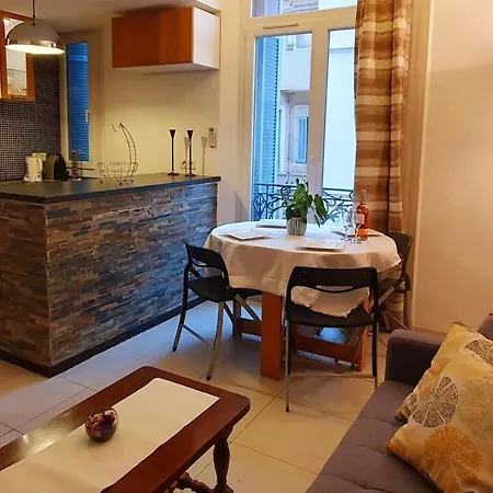 Apartamento Tres Confortable Et Bien Situe A